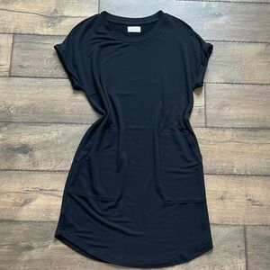 Lou & Grey•Black Casual Pullover T-Shirt Dress